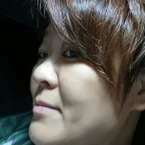 Meet your Posher, Katherine - Picture 1 of 1